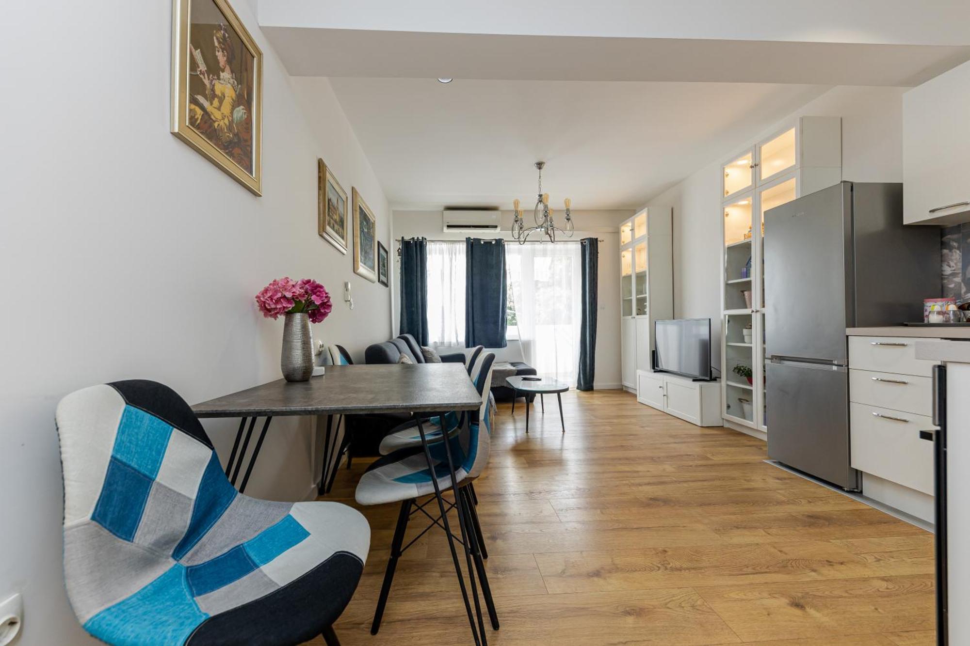 House Niko M With 6 Apartments Split Eksteriør bilde