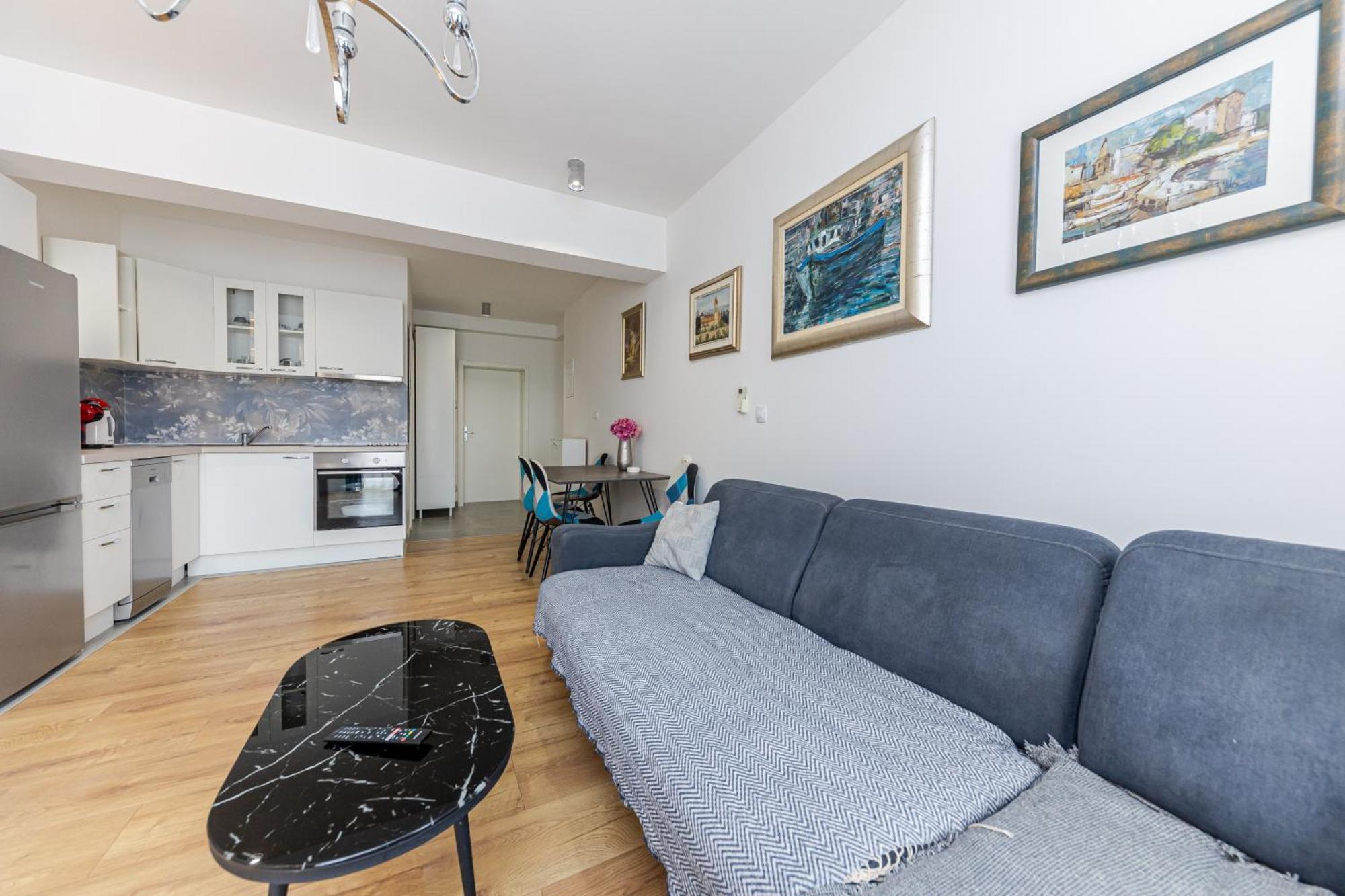 House Niko M With 6 Apartments Split Eksteriør bilde