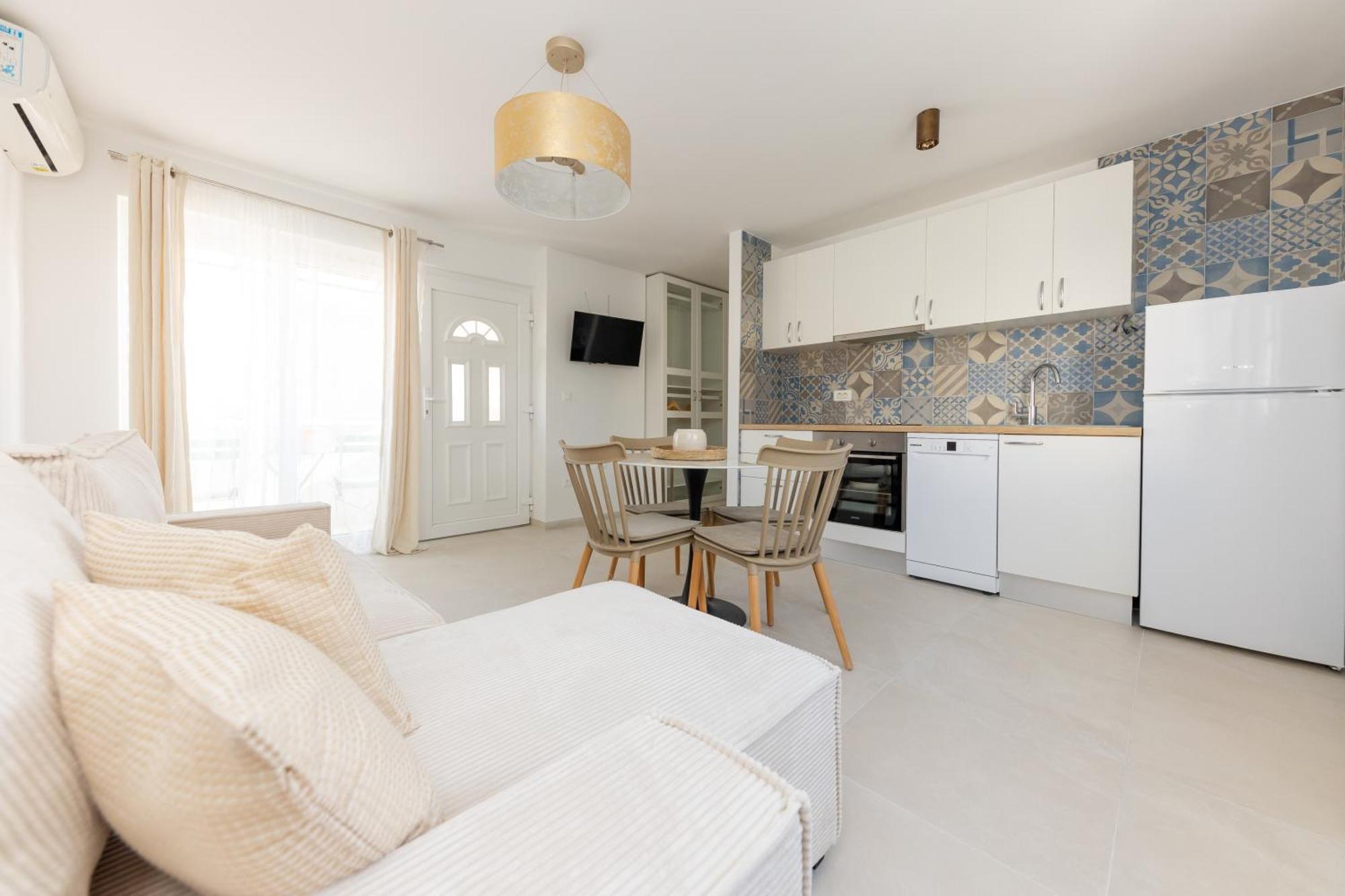 House Niko M With 6 Apartments Split Eksteriør bilde